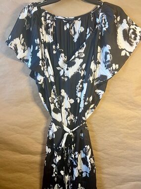 Black & White Floral Pleated Midi Dress with Tie Waist